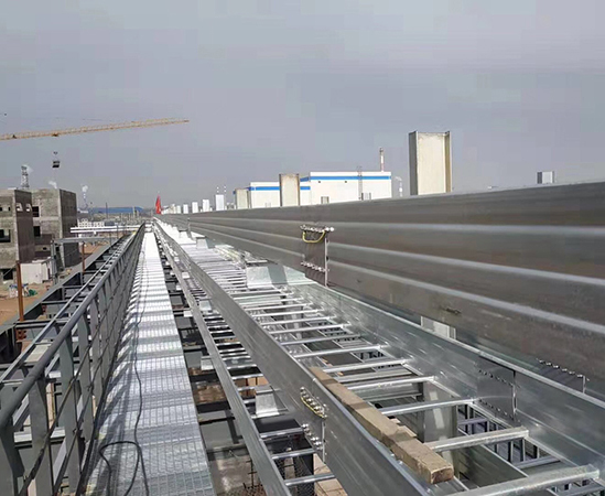 鋼製（zhì）電纜（lǎn）橋架及安裝現場