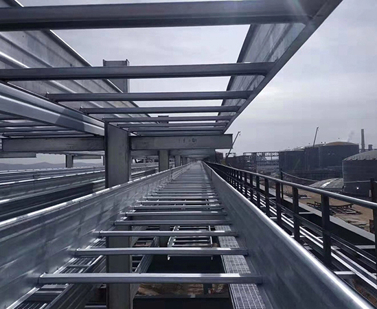 鋼製電纜橋架及安裝現場