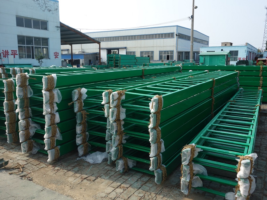 複合環（huán）氧樹脂電（diàn）纜（lǎn）橋架