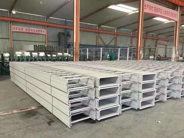 高分（fèn）子電（diàn）纜橋架