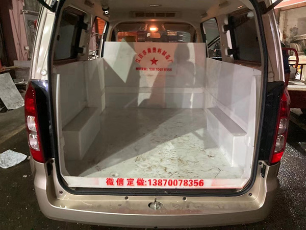 貨車 麵包車（chē）魚箱