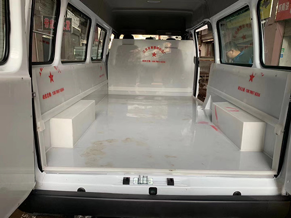 貨車 麵（miàn）包車魚箱