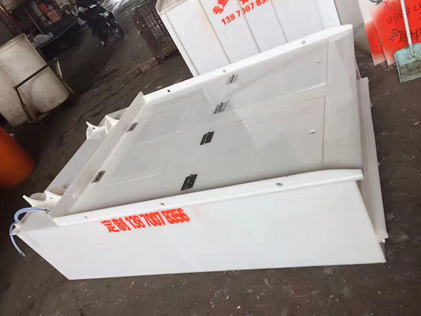 三輪摩托車（chē）魚箱